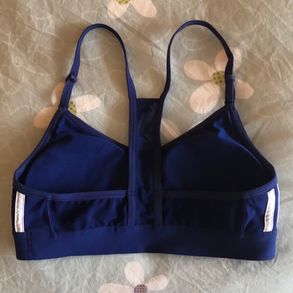 Adidas sports bra - Picture 2 of 4